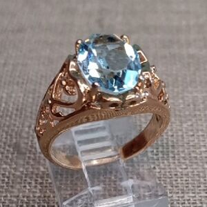 Blue Gemstone Gold Tone Fashion Ring Size 6